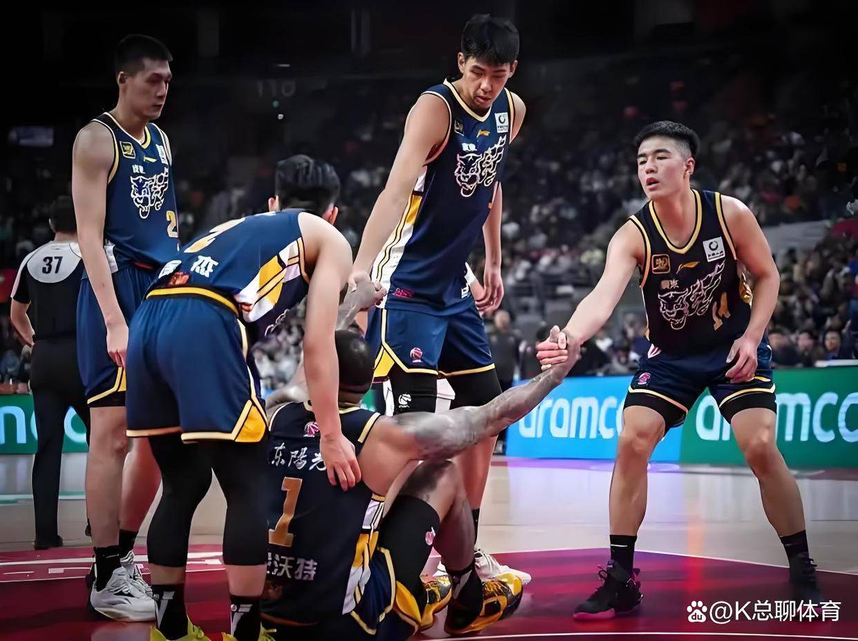 CBA常规赛清晨走向成谜，皇家马德里强势反弹，球迷炸锅，年轻球员得到机会(巴萨主场迎战巴伦西亚)-今年会官网网址