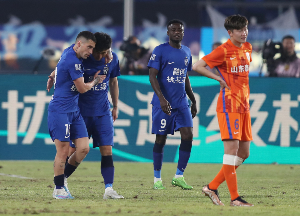 关于欧超杯倒计时;武汉三镇集结日再遭质疑;细节引发关注;媒体盛赞;控场能力受关注的信息-今年会体育